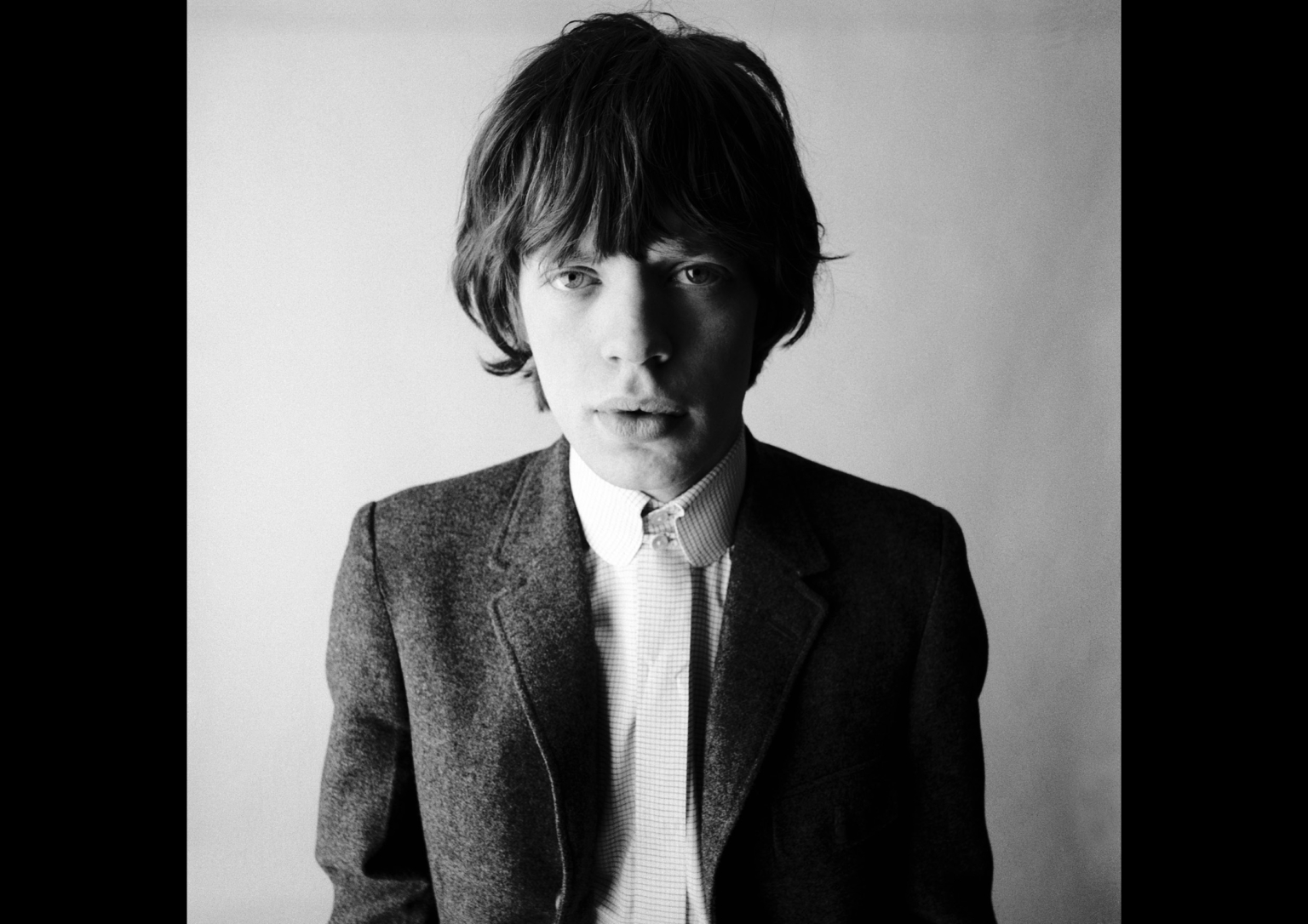 Legendary Photographer David Bailey Holds Exhibition at Sotheby’s